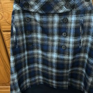 Size 12 navy and light blue plaid skirt from Loft